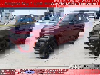 Used 2023 Jeep Grand Cherokee Altitude image 1