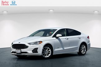 Used 2019 Ford Fusion SE image 1