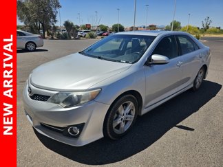 Used 2012 Toyota Camry SE image 1