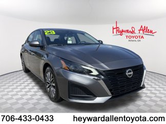 Used 2023 Nissan Altima 2.5 SV image 1