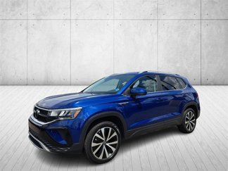 Used 2022 Volkswagen Taos SE image 1