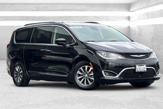 Used 2020 Chrysler Pacifica Touring-L Plus w/ Advanced Safetytec Group image 1