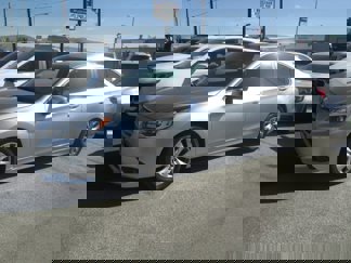 Used 2017 Subaru Legacy 2.5i Premium image 1