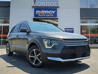 Used 2023 Kia Niro EX image 1