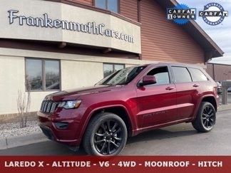 Certified 2022 Jeep Grand Cherokee Laredo X image 1