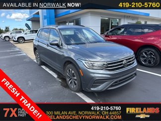 Used 2023 Volkswagen Tiguan S image 1