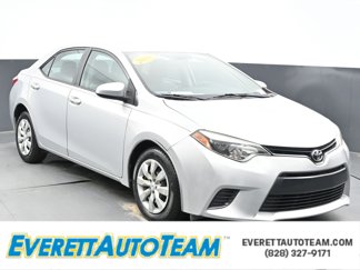 Used 2016 Toyota Corolla LE image 1