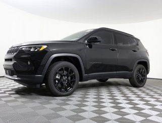New 2025 Jeep Compass Latitude w/ Altitude Special Edition image 1