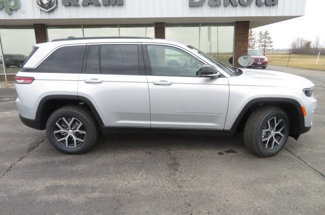 New 2025 Jeep Grand Cherokee Limited image 1