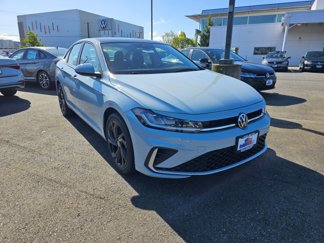 New 2025 Volkswagen Jetta SE image 1