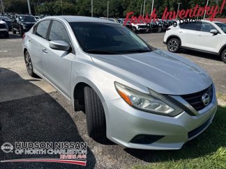 Used 2016 Nissan Altima 2.5 SV image 1