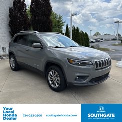 Used 2021 Jeep Cherokee Latitude Lux image 1