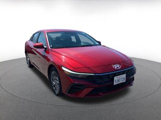 Used 2024 Hyundai Elantra SEL image 1
