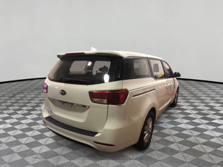 Used 2016 Kia Sedona L image 1