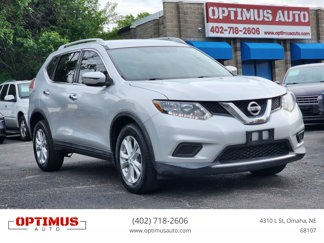 Used 2016 Nissan Rogue SV image 1