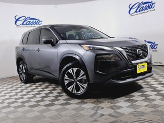 Used 2021 Nissan Rogue SV image 1
