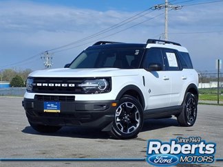 Certified 2023 Ford Bronco Sport Outer Banks w/ Tech Package image 1