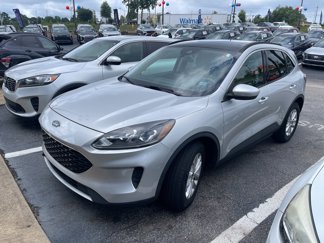 Used 2020 Ford Escape SE image 1