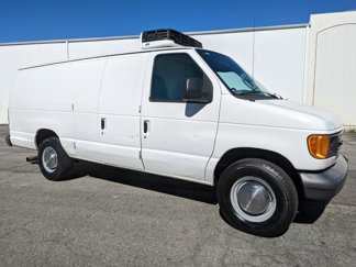 Used 2006 Ford E-350 and Econoline 350 Extended Super Duty image 1