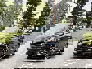 Used 2017 Ford Fusion Titanium image 1