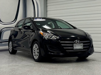 Used 2016 Hyundai Elantra GT image 1