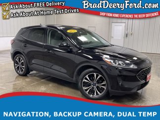 Used 2022 Ford Escape SE w/ SE Sport Appearance Package image 1