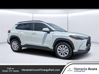 Used 2023 Toyota Corolla Cross LE image 1