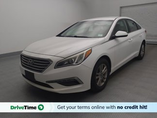 Used 2015 Hyundai Sonata SE image 1
