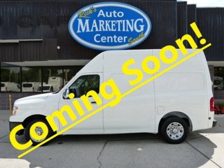 Used 2017 Nissan NV 3500 SV image 1