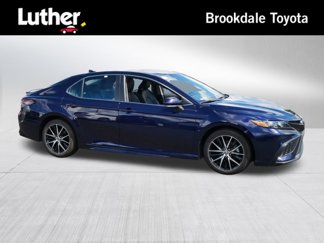 Certified 2022 Toyota Camry SE image 1