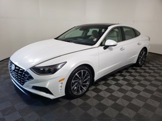 Used 2022 Hyundai Sonata Limited w/ Winter Weather Package image 1