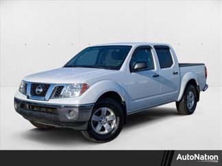Used 2010 Nissan Frontier SE image 1