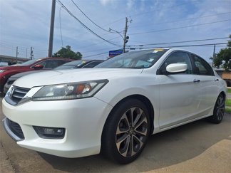 Used 2015 Honda Accord Sport image 1