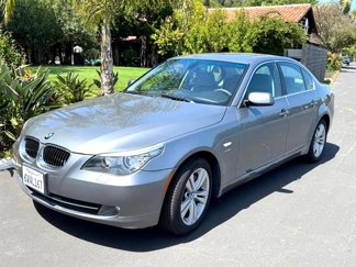 Used 2009 BMW 528i xDrive Sedan image 1