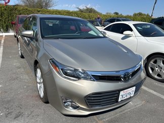 Used 2014 Toyota Avalon Limited image 1