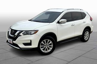 Used 2020 Nissan Rogue SV image 1