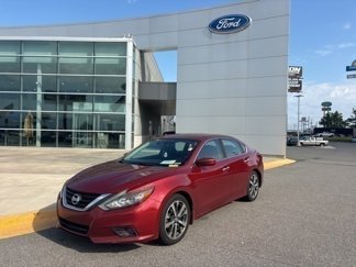 Used 2017 Nissan Altima 2.5 SR image 1