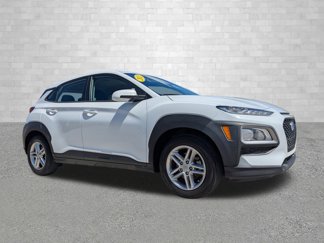 Certified 2021 Hyundai Kona SE image 1