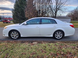 Used 2012 Toyota Avalon image 1