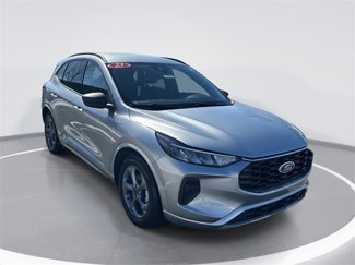 Used 2023 Ford Escape ST-Line image 1
