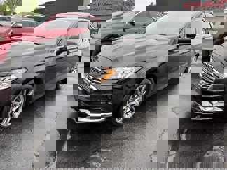 Used 2017 Ford Fusion SE w/ Equipment Group 201A image 1