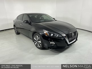 Used 2019 Nissan Altima 2.5 SV image 1