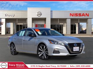 Used 2022 Nissan Altima 2.5 SR image 1