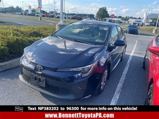 Certified 2022 Toyota Corolla LE image 1