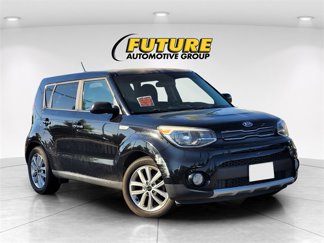 Used 2019 Kia Soul + image 1