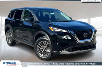 Used 2023 Nissan Rogue S image 1
