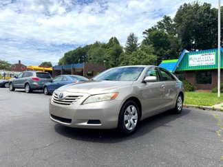 Used 2007 Toyota Camry LE image 1