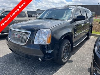 Used 2009 GMC Yukon XL Denali image 1