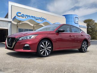 Used 2022 Nissan Altima 2.5 SR image 1