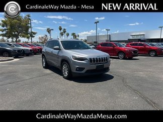 Used 2019 Jeep Cherokee Latitude w/ Cold Weather Group image 1